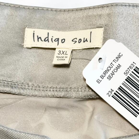 Indigo Soul Burnout Velvet Tunic Top Plus 3XL NWT Champagne Gray Boho Party Glam - Picture 3 of 9